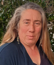 Marion-Moana Dix (Marnie)