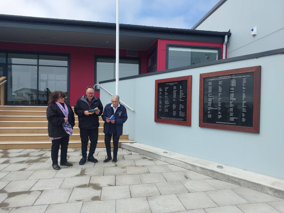 From left, Pauline Mackay, Hori Day and kaumatua Raana Tuuta bless the plaques.