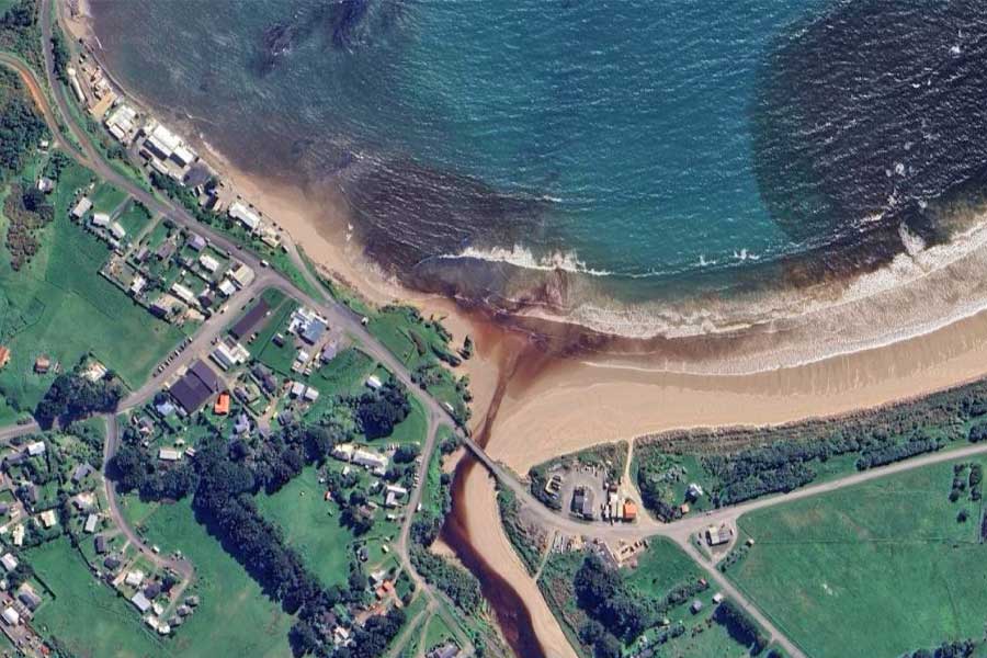Waitangi Wharf at the Owenga Road - Hospital Road 